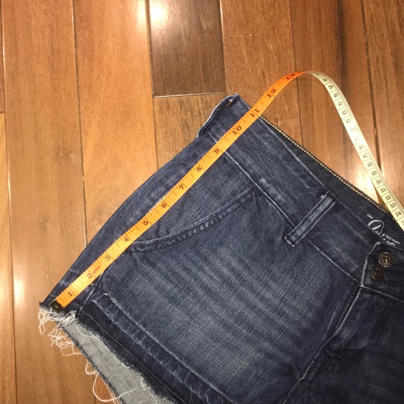 Old Navy The Diva Size 4 Cut Off Shorts - Picture 6 of 7